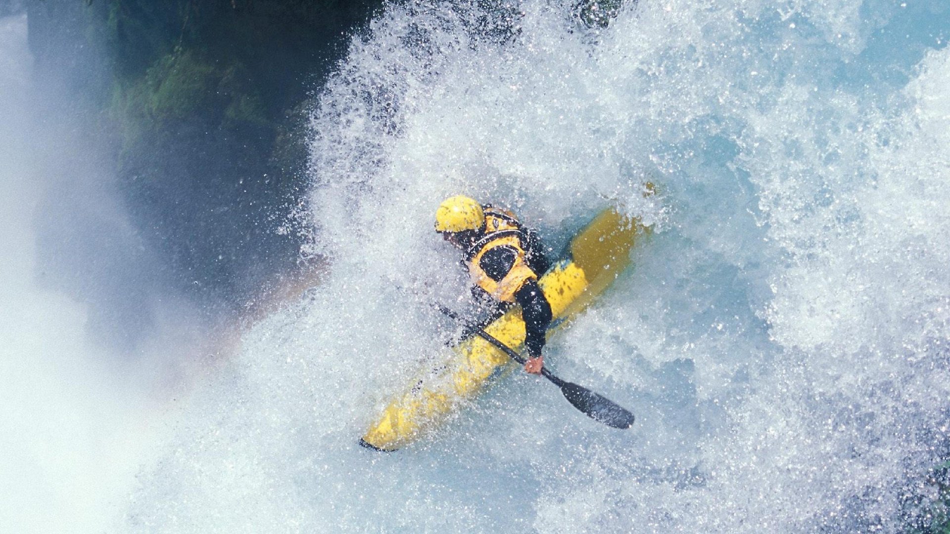 电竞产业蓬勃发展，全球赛事热度飙升，中国战队再创佳绩